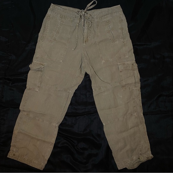 Tommy Bahama linen capris - Picture 2 of 6